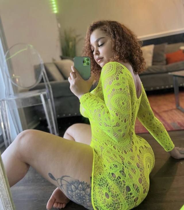 Hi Guys I'm mary available now Come Smack it For Me 👋🏼 i Squirt💦 👅 24/7 Available for Outcall, Incall,CarFun🚗 and FaceTime😍🏃 - Image 3